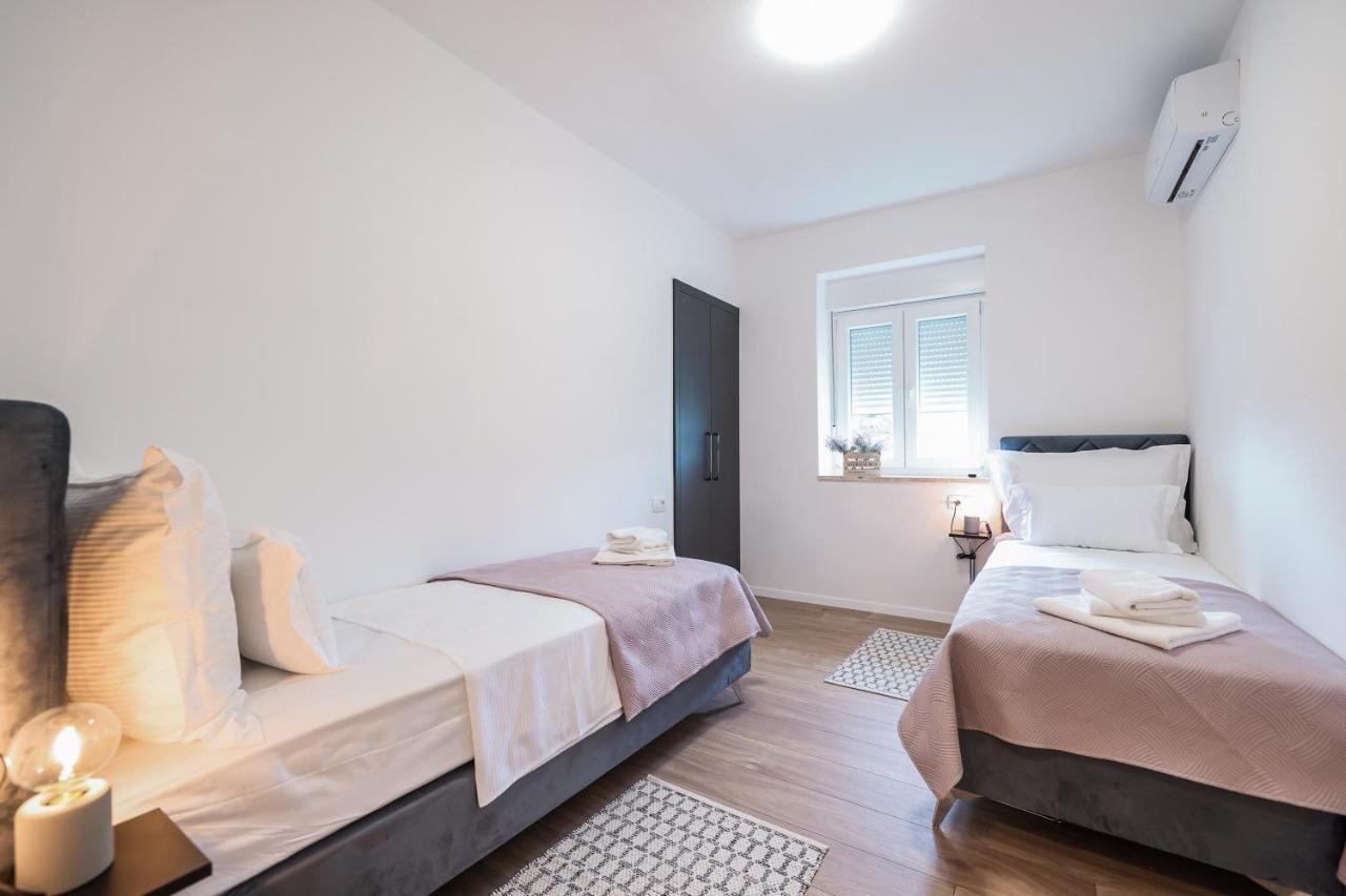 Apartment Elly Zadar Extérieur photo